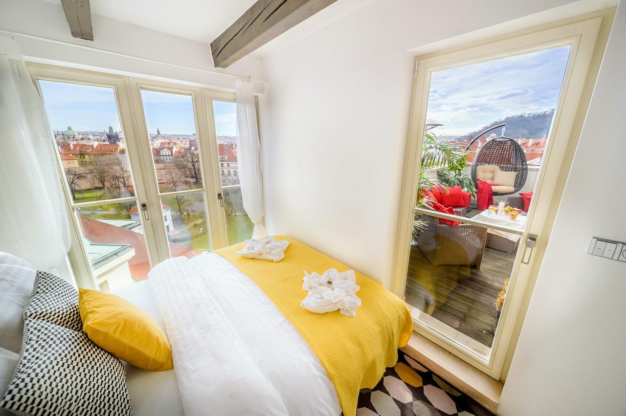 President Apt By Prague Castle, Views Praga Exterior foto