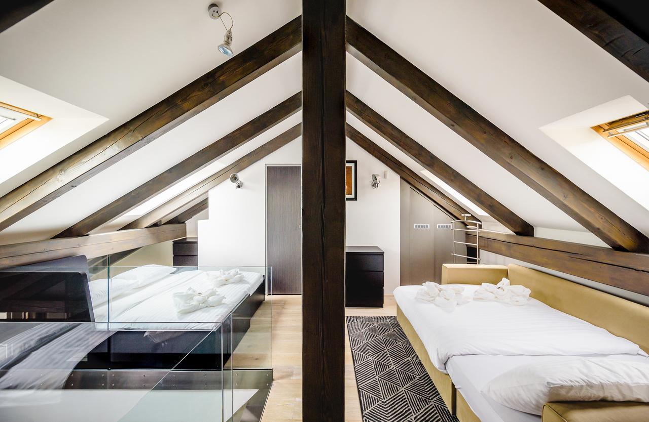 President Apt By Prague Castle, Views Praga Exterior foto